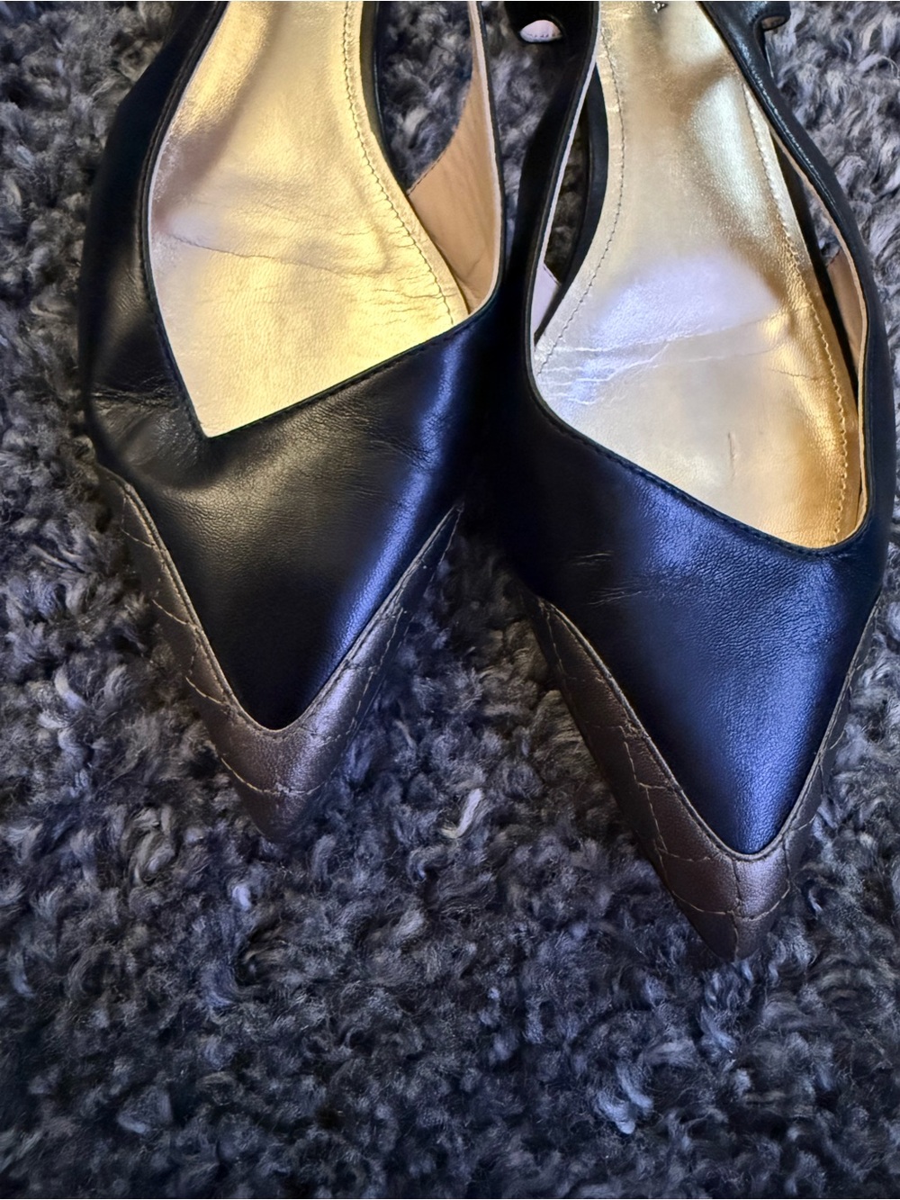 Bottega Veneta Black Leather Pointed Slingback Flats with Gold Insole - Picture 4 of 6
